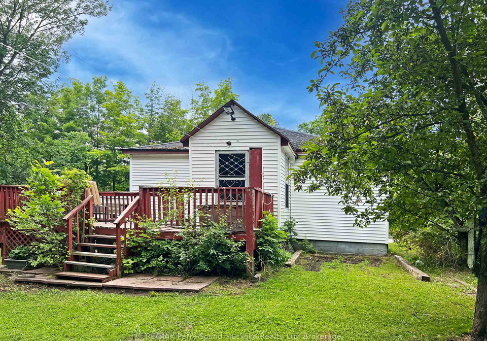 11-adelaide-street-parry-sound-ontario-x13509046