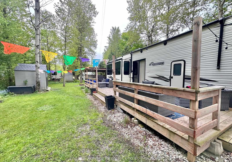 7489-sideroad-5-e-wellington-north-ontario-x13509082