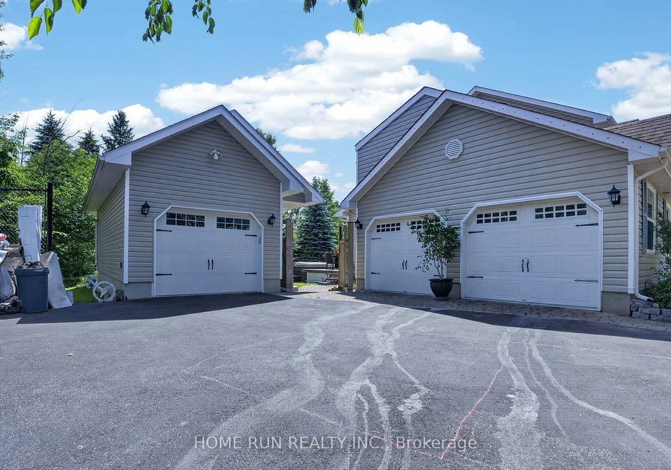 112-kerscott-heights-way-ottawa-ontario-x13509118