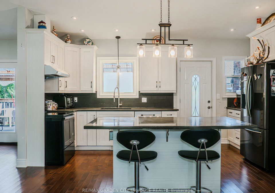 33-parnell-road-n-st-catharines-ontario-x13509258