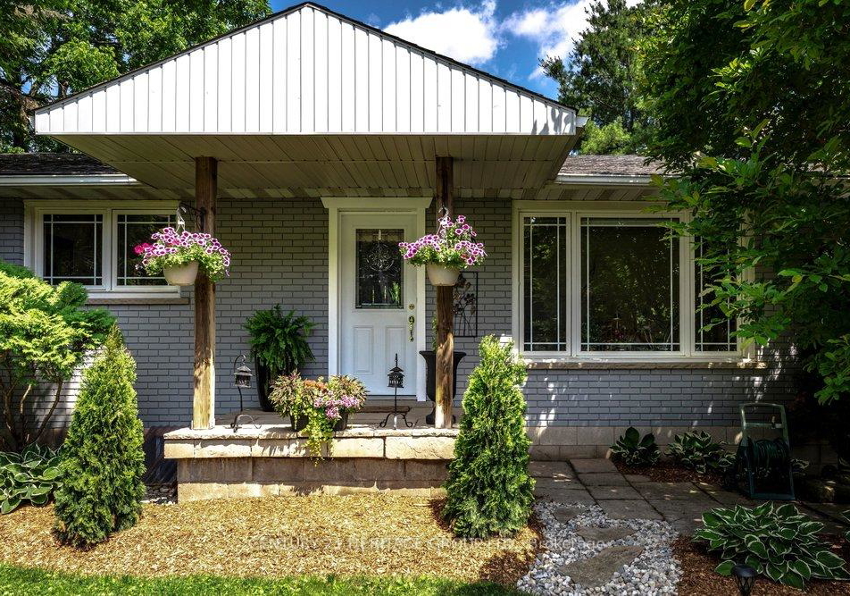 2147-governors-road-hamilton-ontario-x13509572