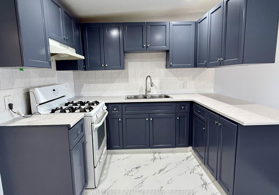 33-wyndham-street-n-guelph-ontario-x13509706