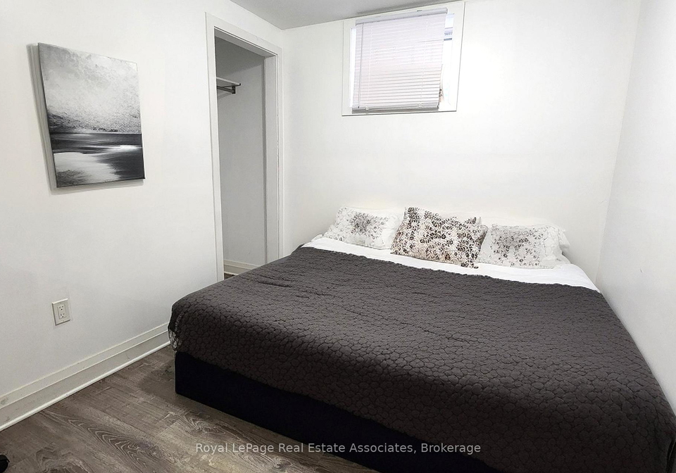 7-maria-street-st-catharines-ontario-x13509776