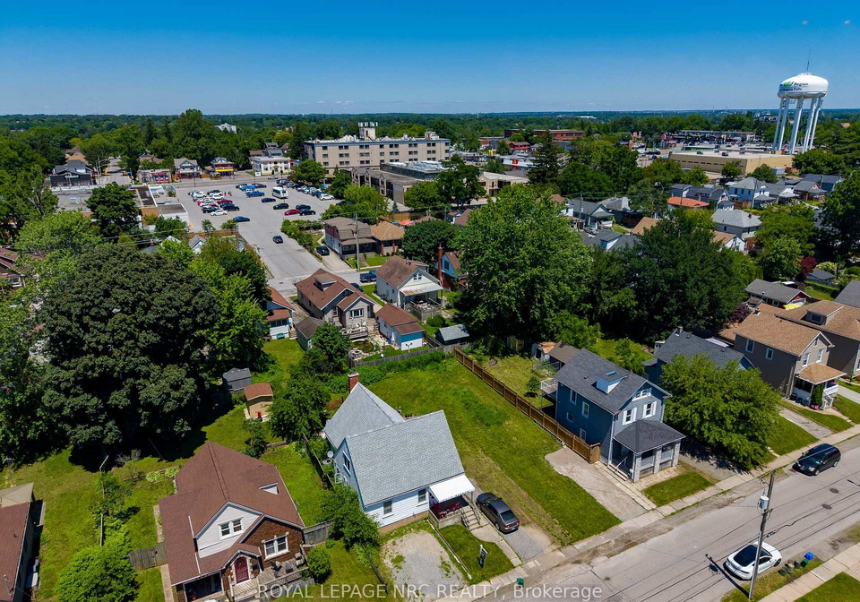 6423-barker-street-niagara-falls-ontario-x13510058