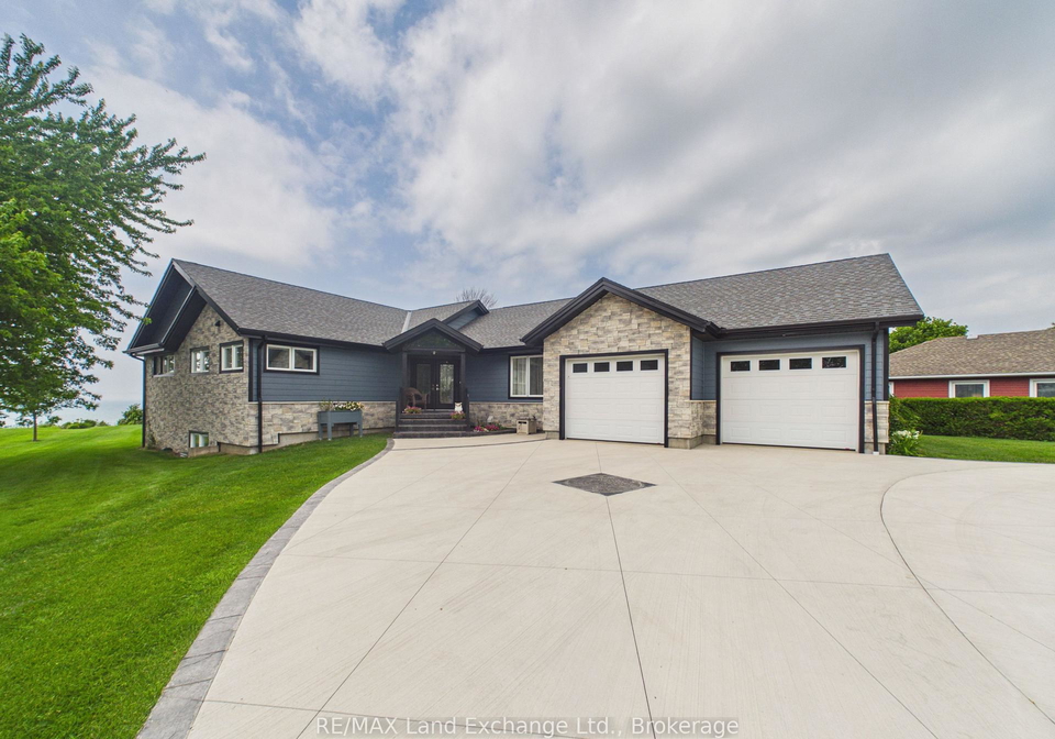 752-lake-range-drive-huron-kinloss-ontario-x13511134