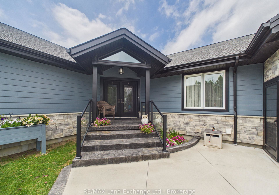 752-lake-range-drive-huron-kinloss-ontario-x13511134