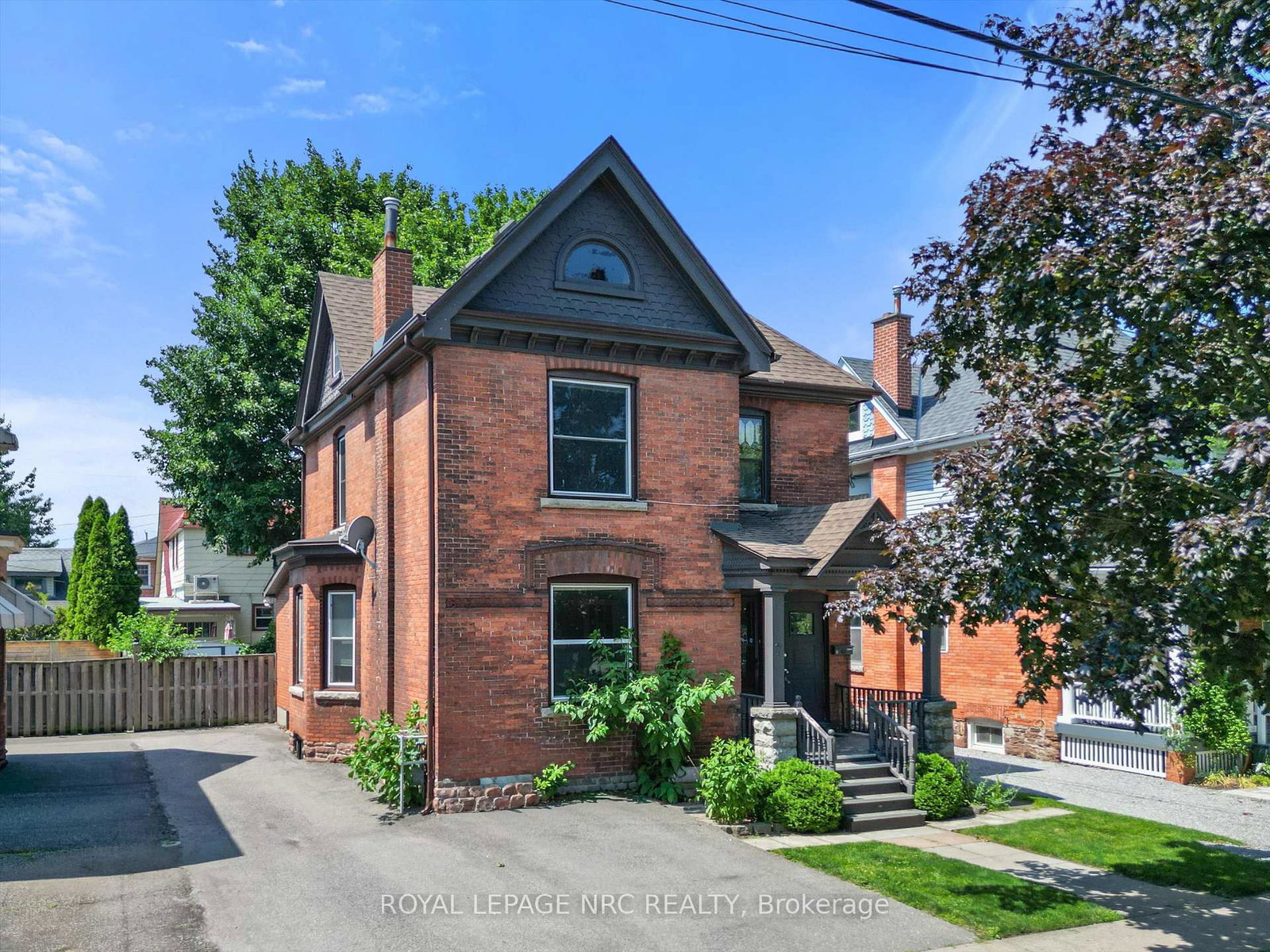 7-beecher-street-st-catharines-ontario-x13511244