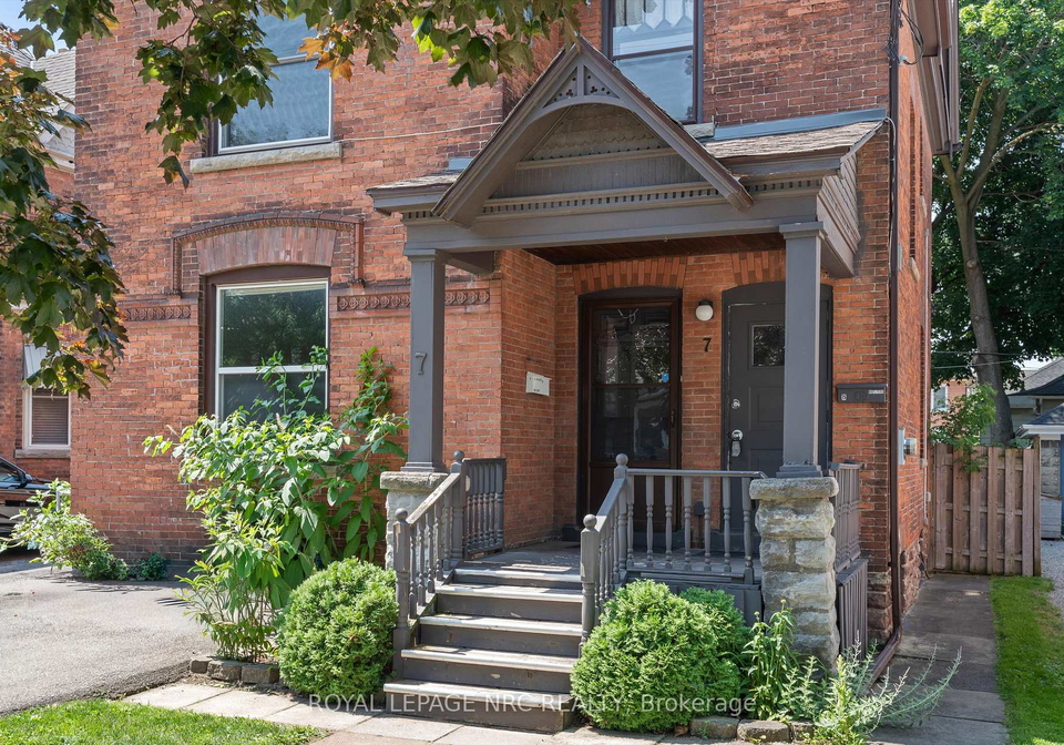 7-beecher-street-st-catharines-ontario-x13511244