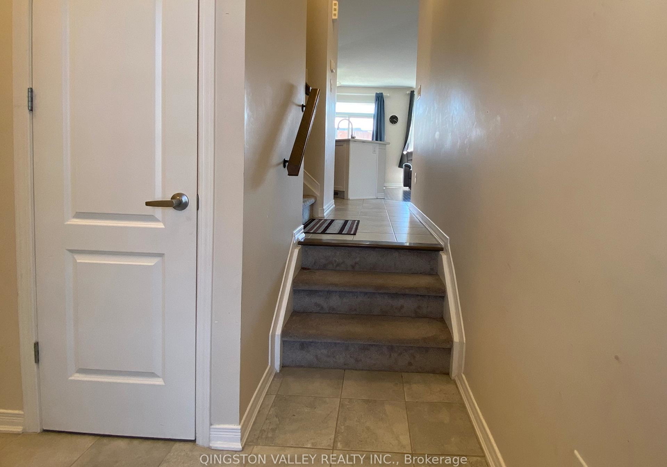 216-don-brown-private-kanata-ontario-x13511354