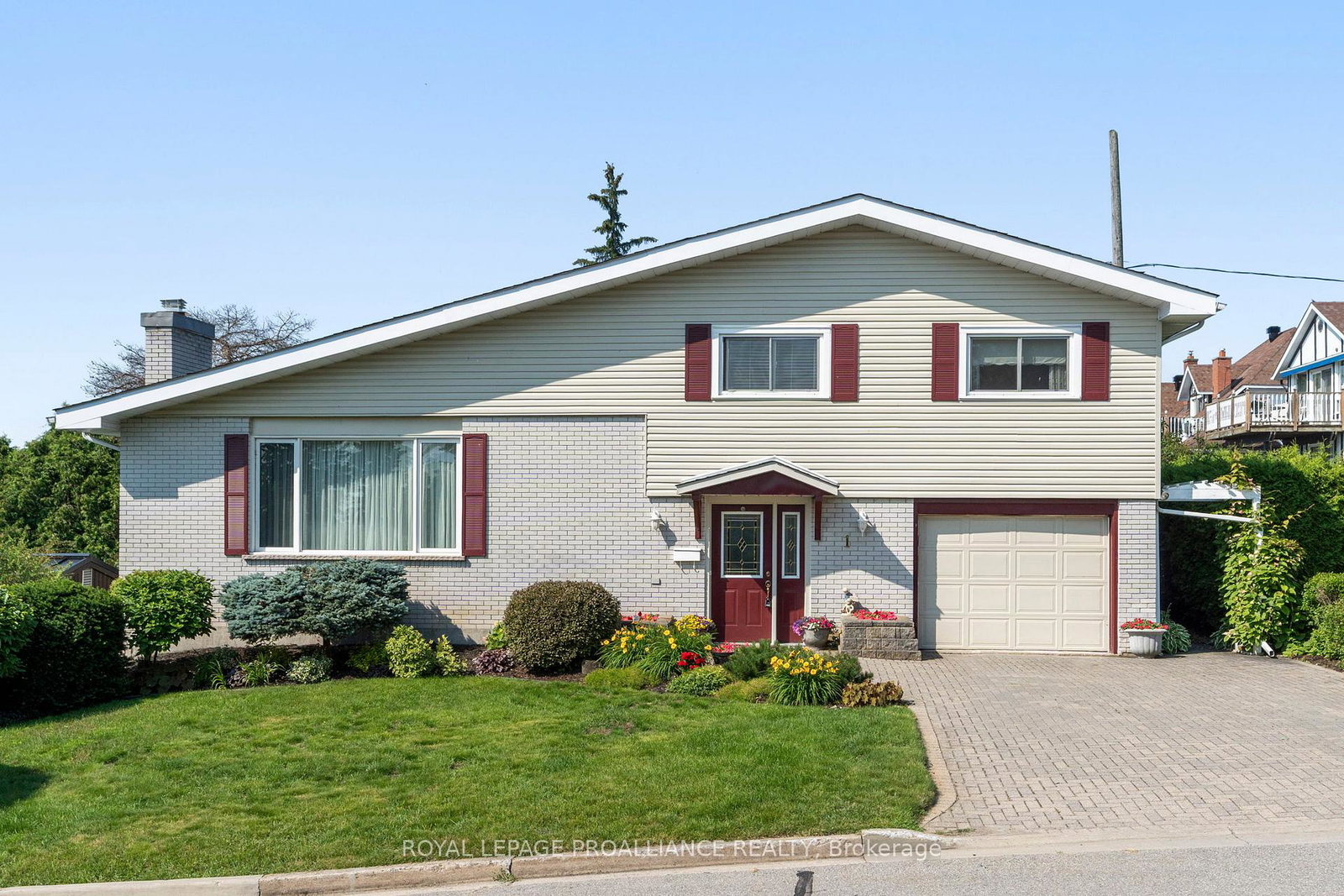 1-hardy-crescent-brockville-ontario-x13511454