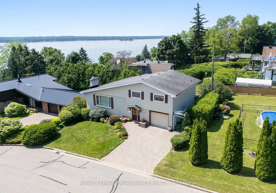 1-hardy-crescent-brockville-ontario-x13511454