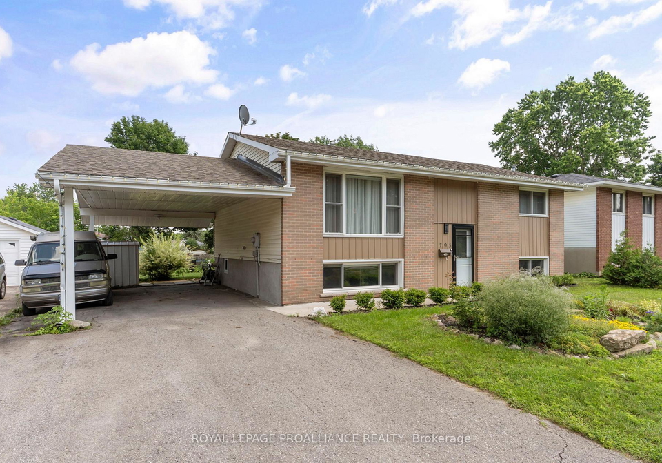 795-laurier-boulevard-brockville-ontario-x13511462