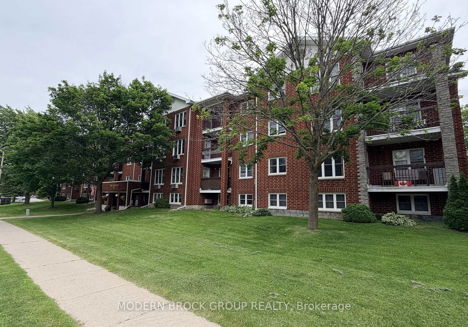 21-liston-avenue-brockville-ontario-x13511598