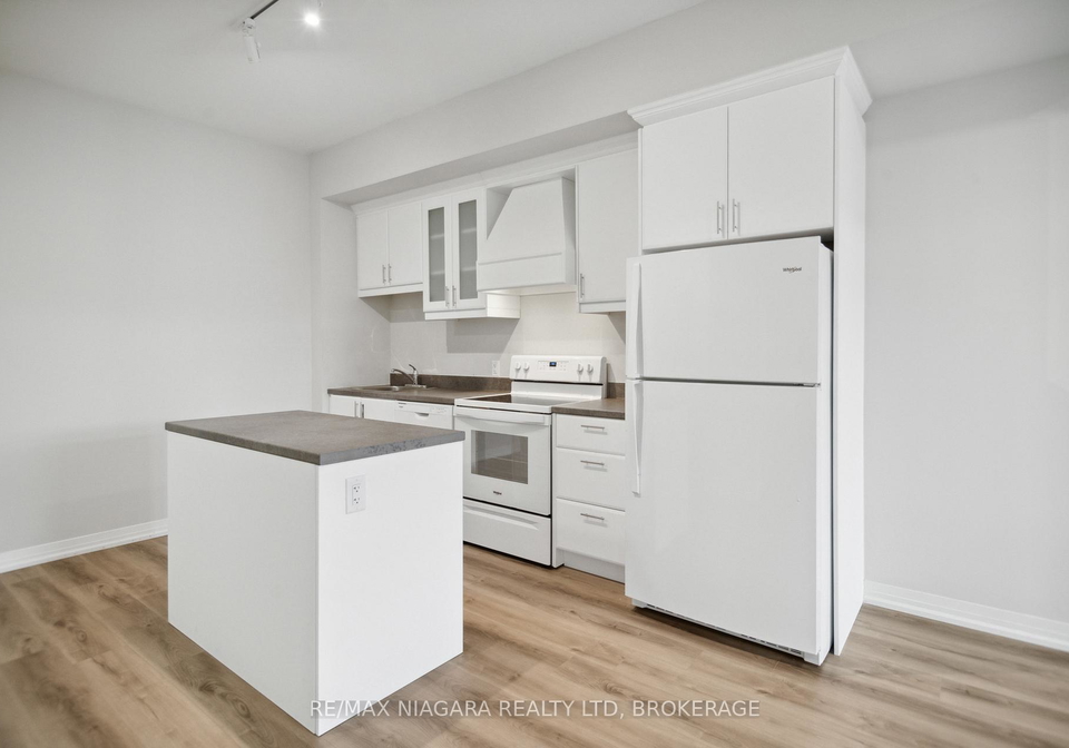 50-herrick-avenue-st-catharines-ontario-x13511660