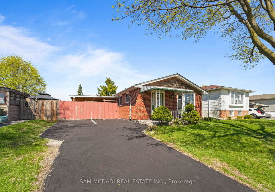 79-locheed-drive-hamilton-ontario-x13511668