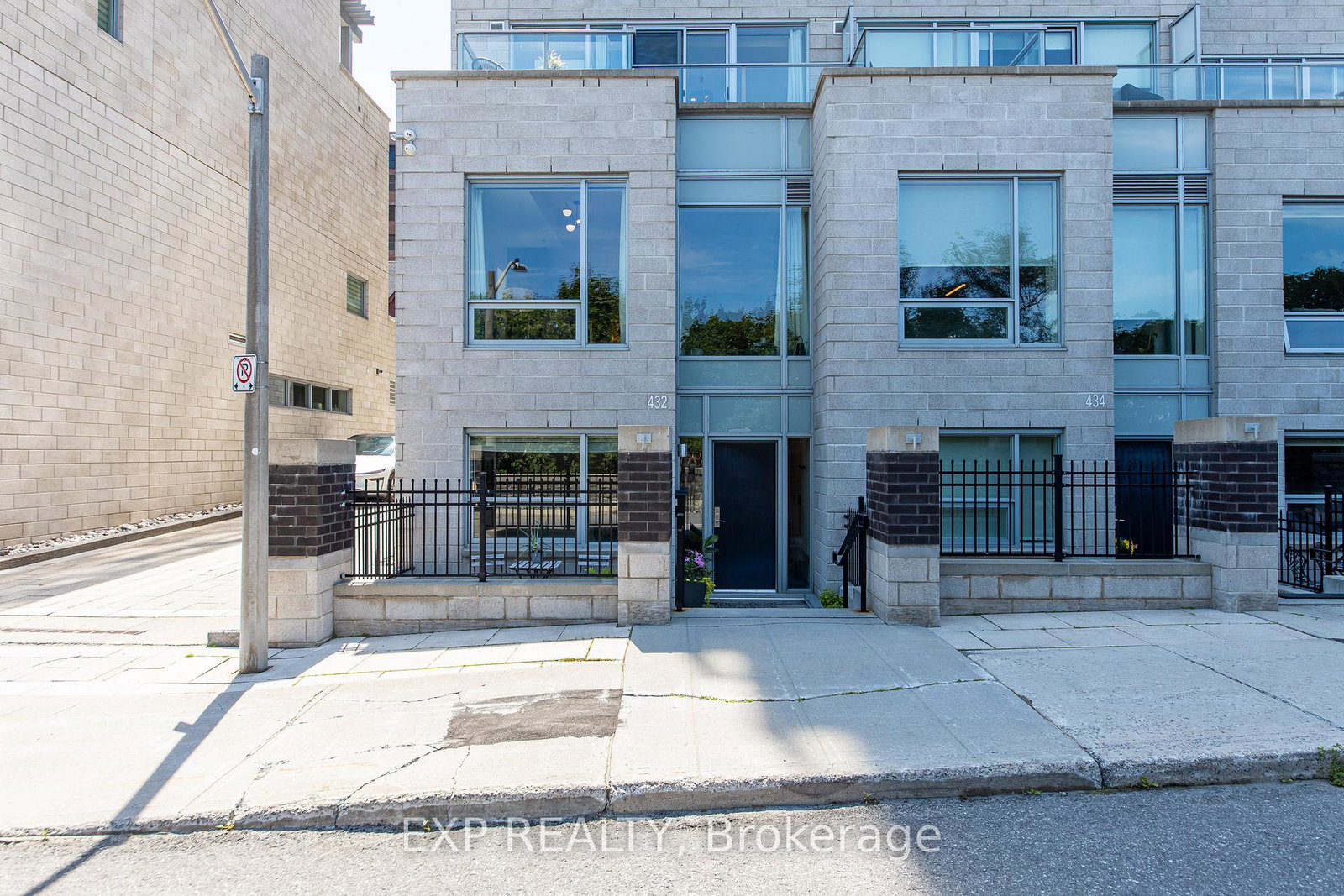 432-sparks-street-ottawa-ontario-x13511674