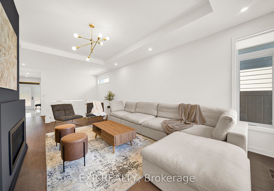 708-wooler-place-ottawa-ontario-x13511702