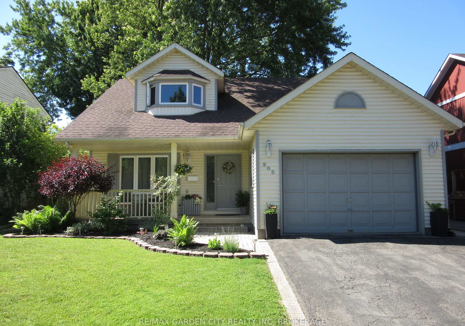 203-leaside-drive-welland-ontario-x13512012
