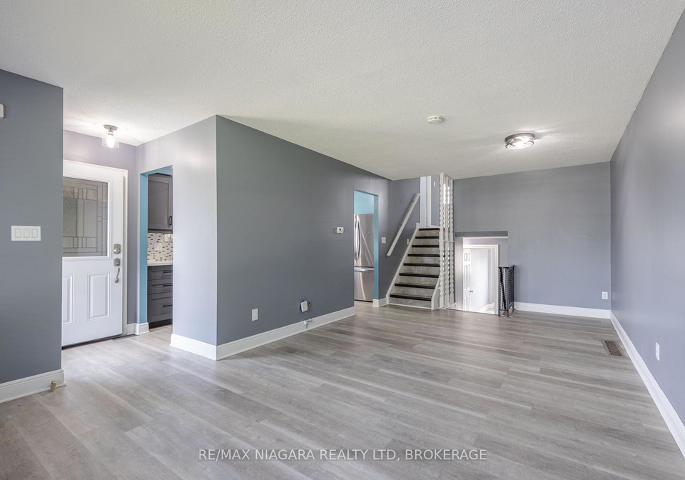 31-canterbury-drive-st-catharines-ontario-x13512158