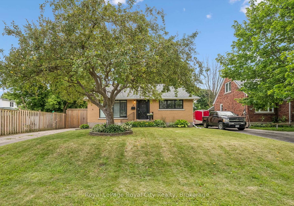 81-oxford-street-kitchener-ontario-x13512188