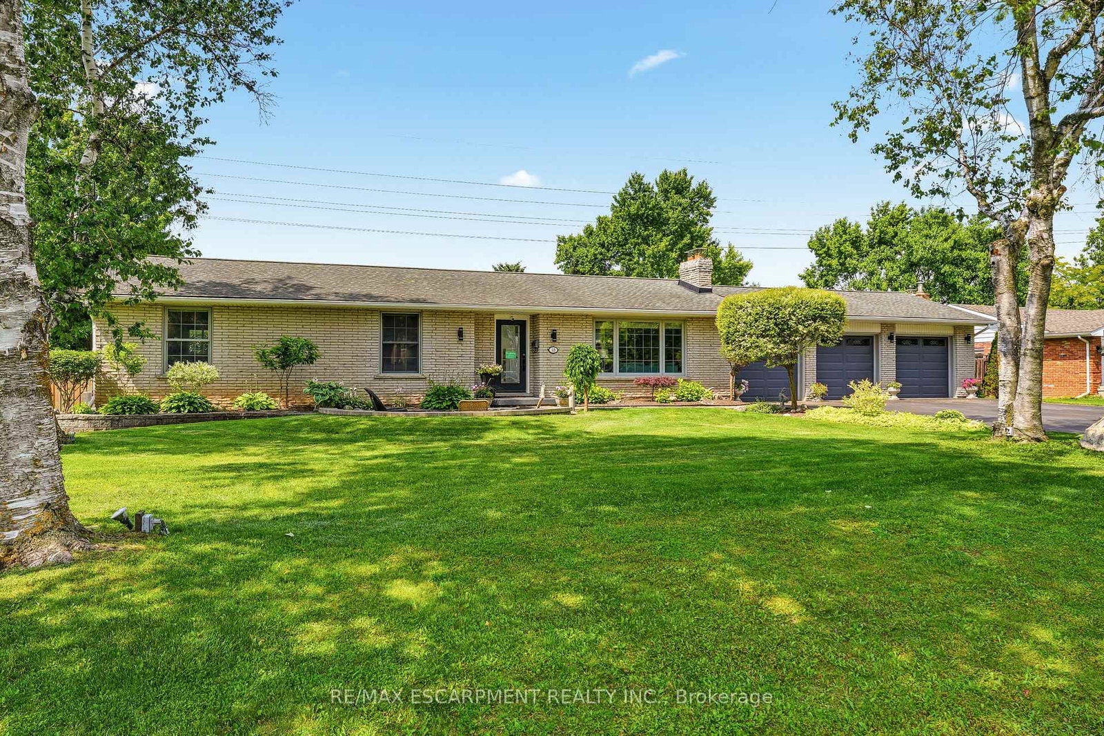 18-fireside-drive-hamilton-ontario-x13512366