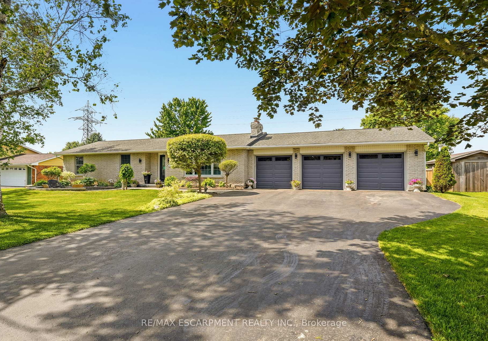 18-fireside-drive-hamilton-ontario-x13512366