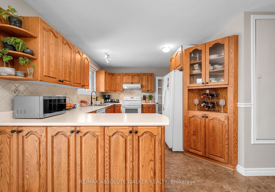 337-roxdale-avenue-ottawa-ontario-x13512672