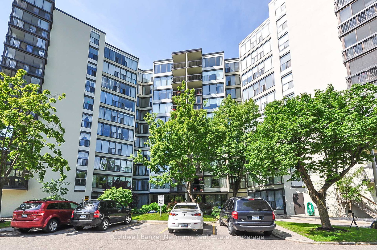 23-woodlawn-road-e-guelph-ontario-x13512704