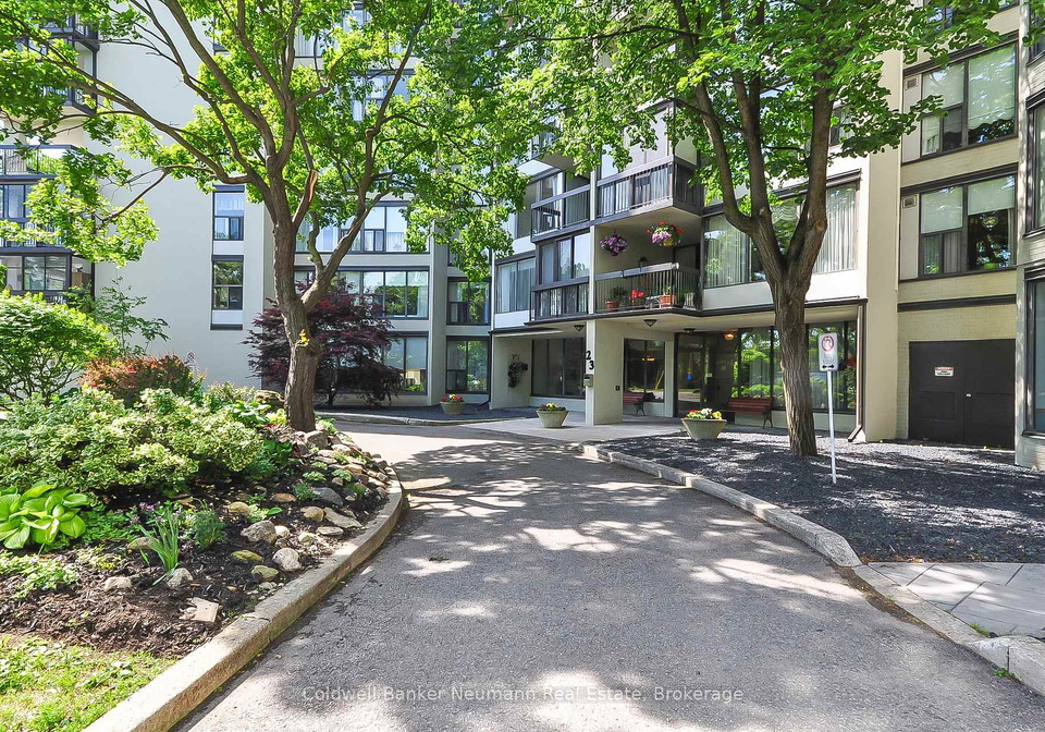 23-woodlawn-road-e-guelph-ontario-x13512704