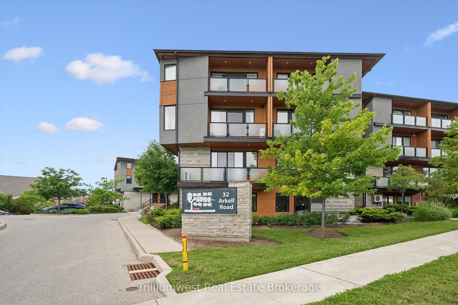 32-arkell-road-guelph-ontario-x13513262