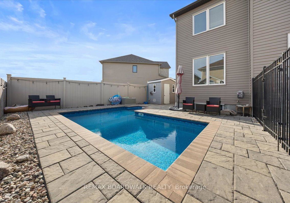 623-capuchon-way-ottawa-ontario-x13513350