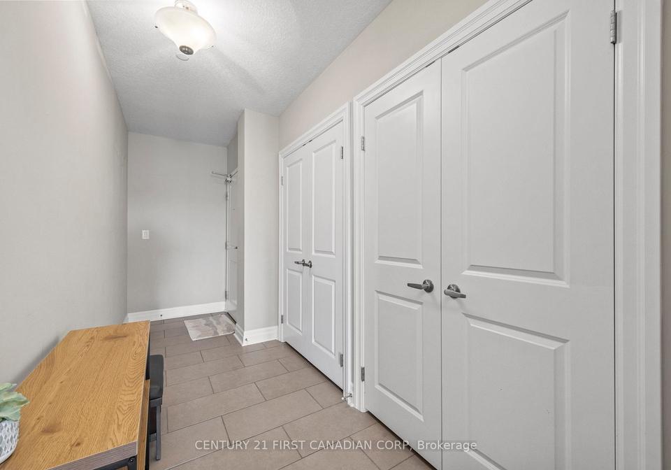 240-villagewalk-boulevard-london-north-ontario-x13513436