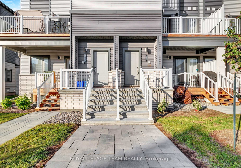 916-parnian-private-ottawa-ontario-x13513680