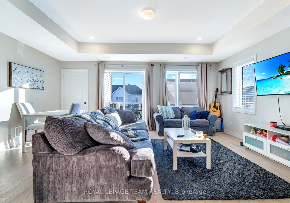916-parnian-private-ottawa-ontario-x13513680