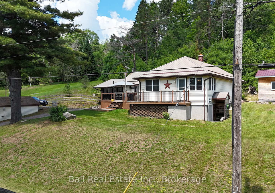 1123-harcourt-road-dysart-et-al-ontario-x13513800