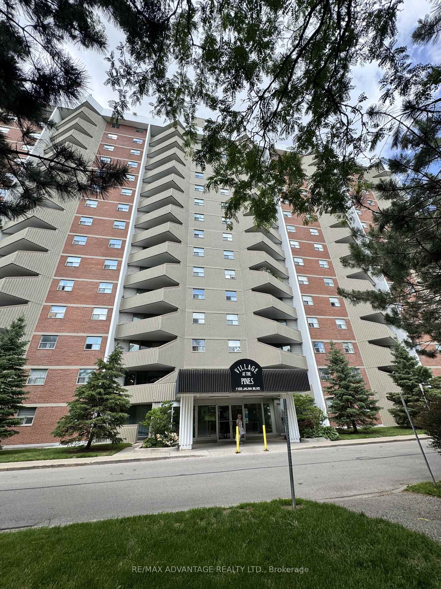 1103-jalna-boulevard-london-south-ontario-x13514046