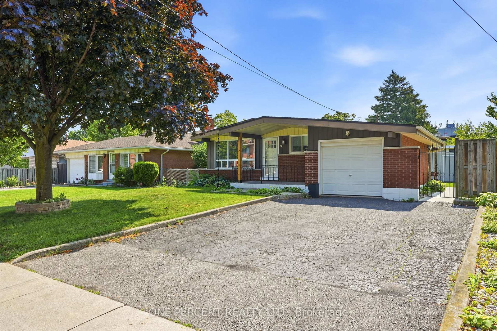 9-bishopsgate-avenue-hamilton-ontario-x13514116