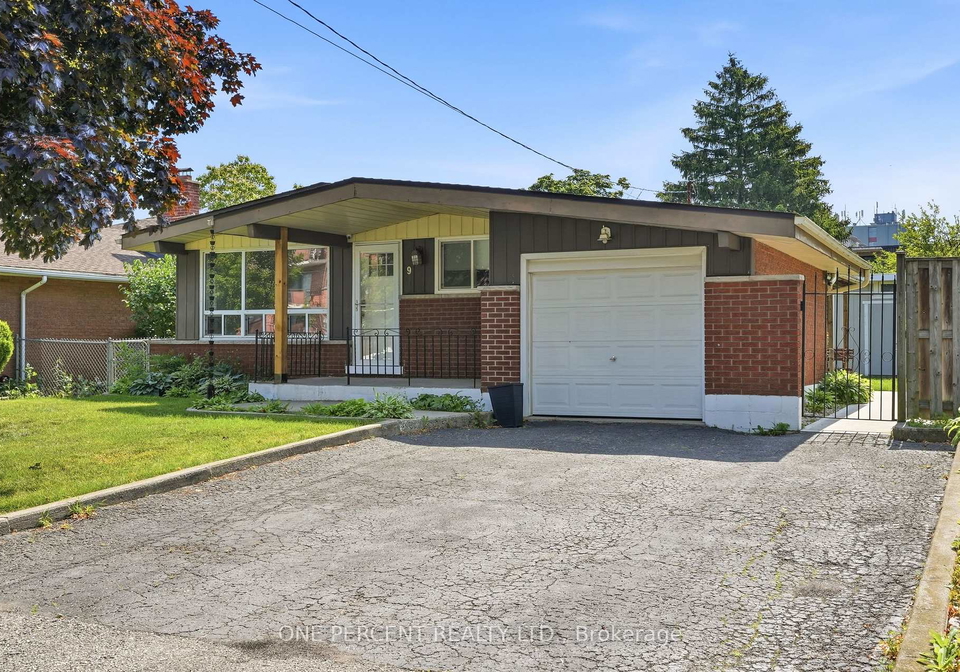 9-bishopsgate-avenue-hamilton-ontario-x13514116