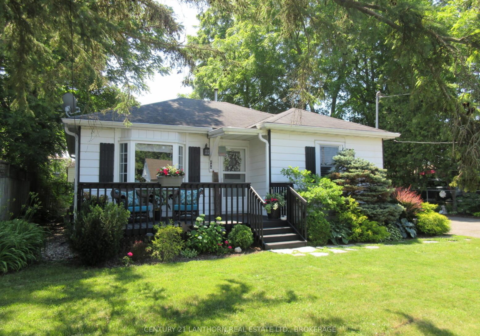 240-thomas-street-w-greater-napanee-ontario-x13514212