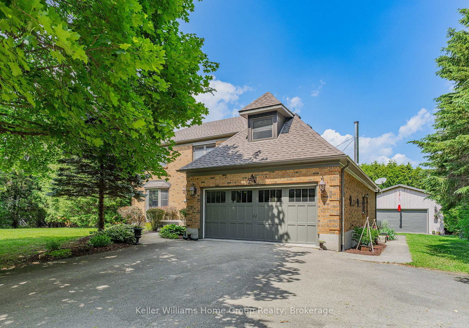 2-gow-street-centre-wellington-ontario-x13514222