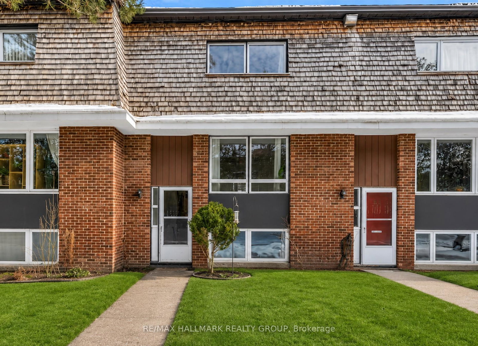 463b-ridgewood-avenue-ottawa-ontario-x13514274