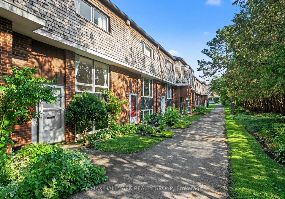 463b-ridgewood-avenue-ottawa-ontario-x13514274