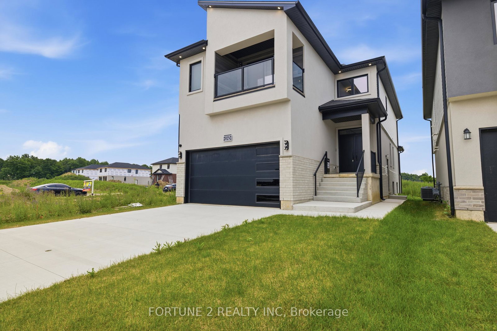 1143-hobbs-drive-london-south-ontario-x13514300