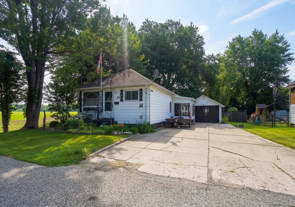 142-frederic-street-w-west-elgin-ontario-x13514480