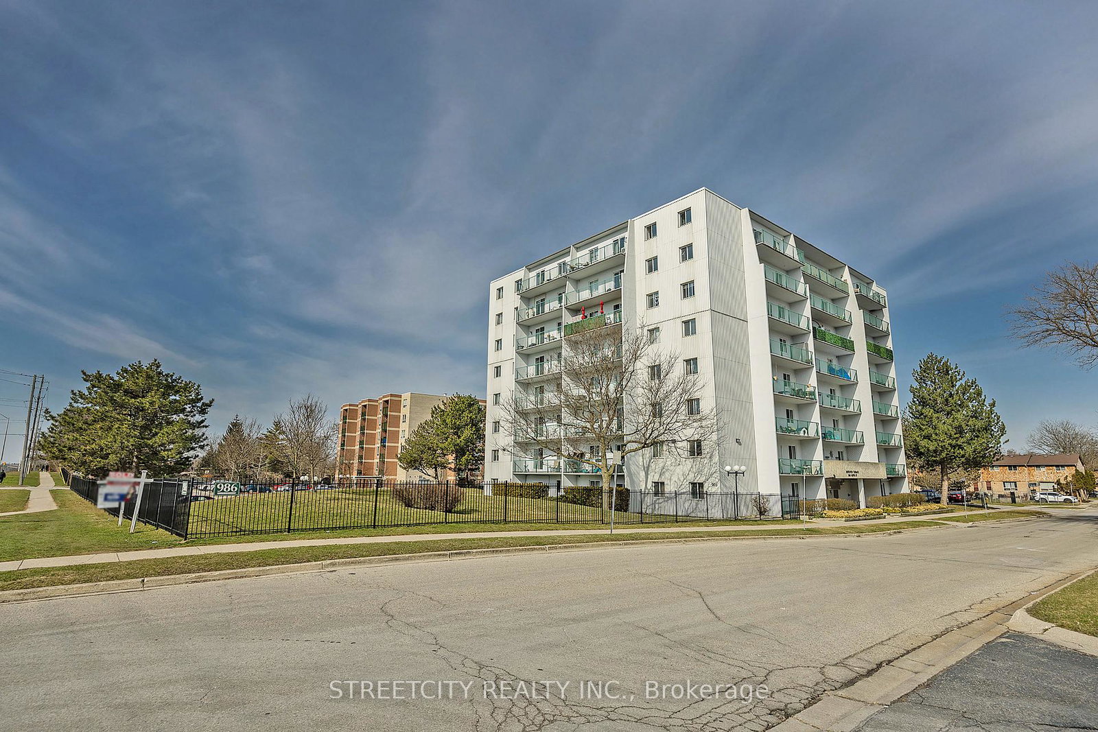 986-huron-street-london-east-ontario-x13514498