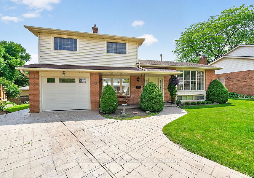 7-elizabeth-court-hamilton-ontario-x13514540