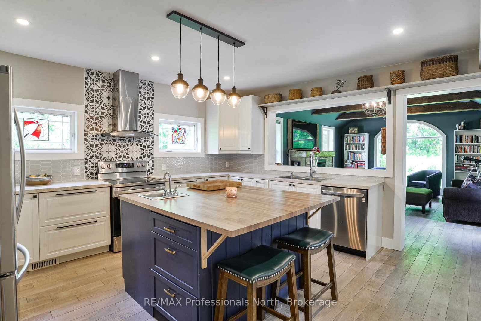 325-mcpherson-street-gravenhurst-ontario-x13514658