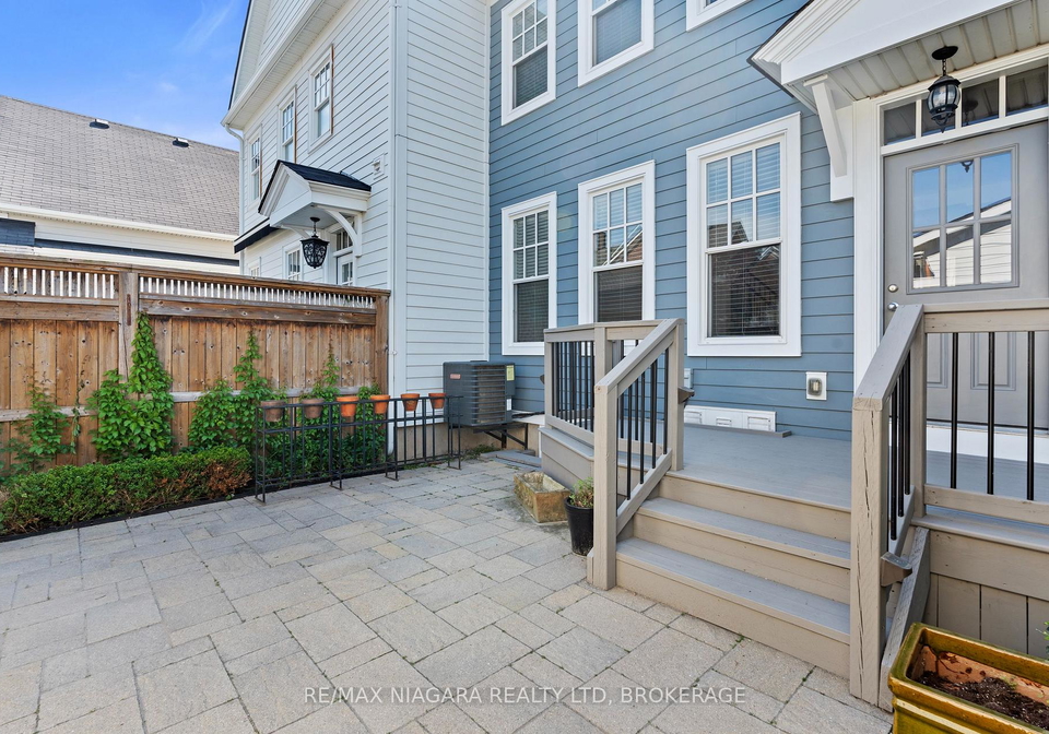 16-macdonell-road-niagara-on-the-lake-ontario-x13514854