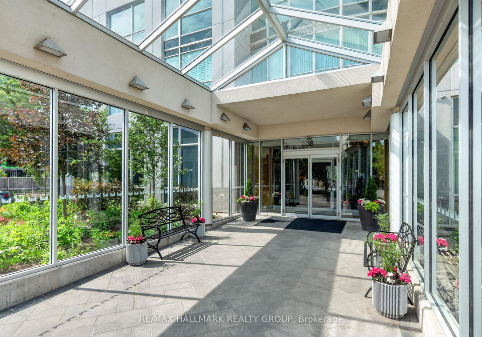 38-metropole-private-ottawa-ontario-x13514866