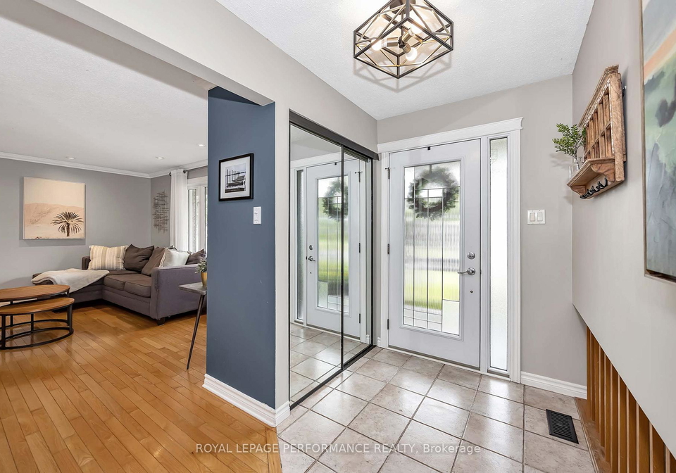 30-promenade-boulevard-russell-ontario-x13514962